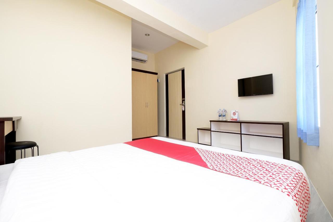Oyo 1998 Harmonis Otel Purwokerto Dış mekan fotoğraf