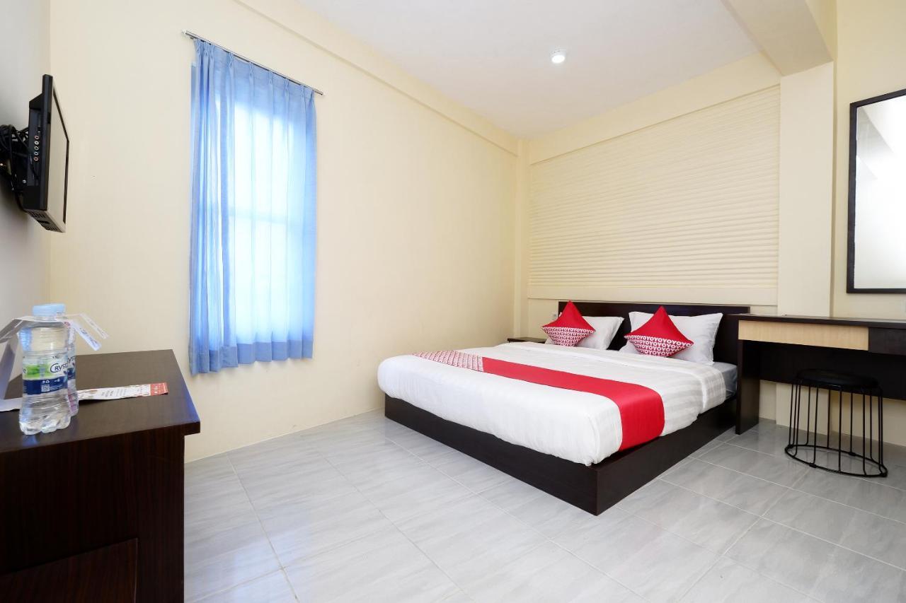 Oyo 1998 Harmonis Otel Purwokerto Dış mekan fotoğraf
