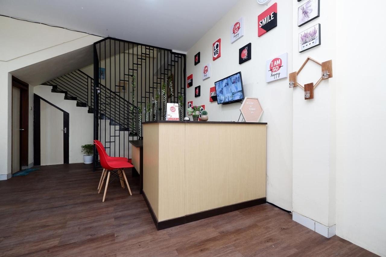 Oyo 1998 Harmonis Otel Purwokerto Dış mekan fotoğraf