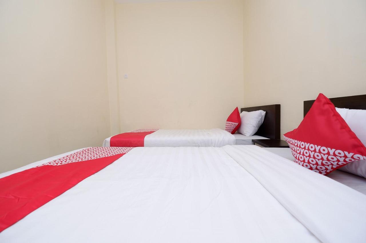 Oyo 1998 Harmonis Otel Purwokerto Dış mekan fotoğraf